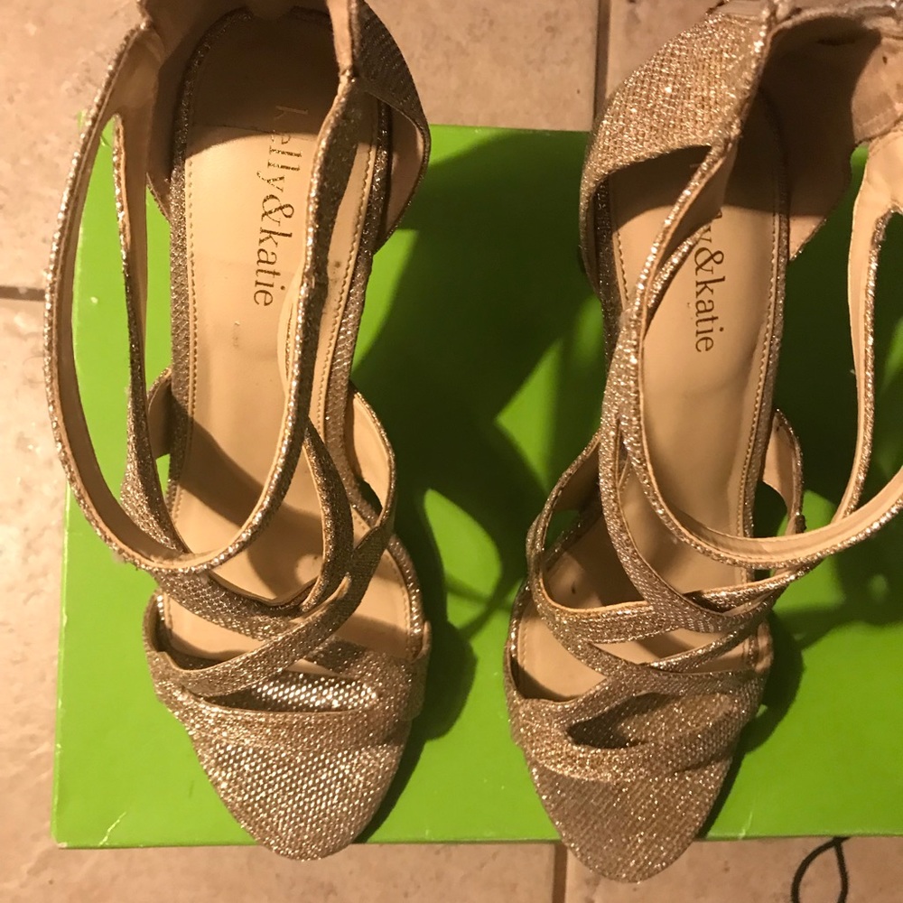 Evening dress shoes